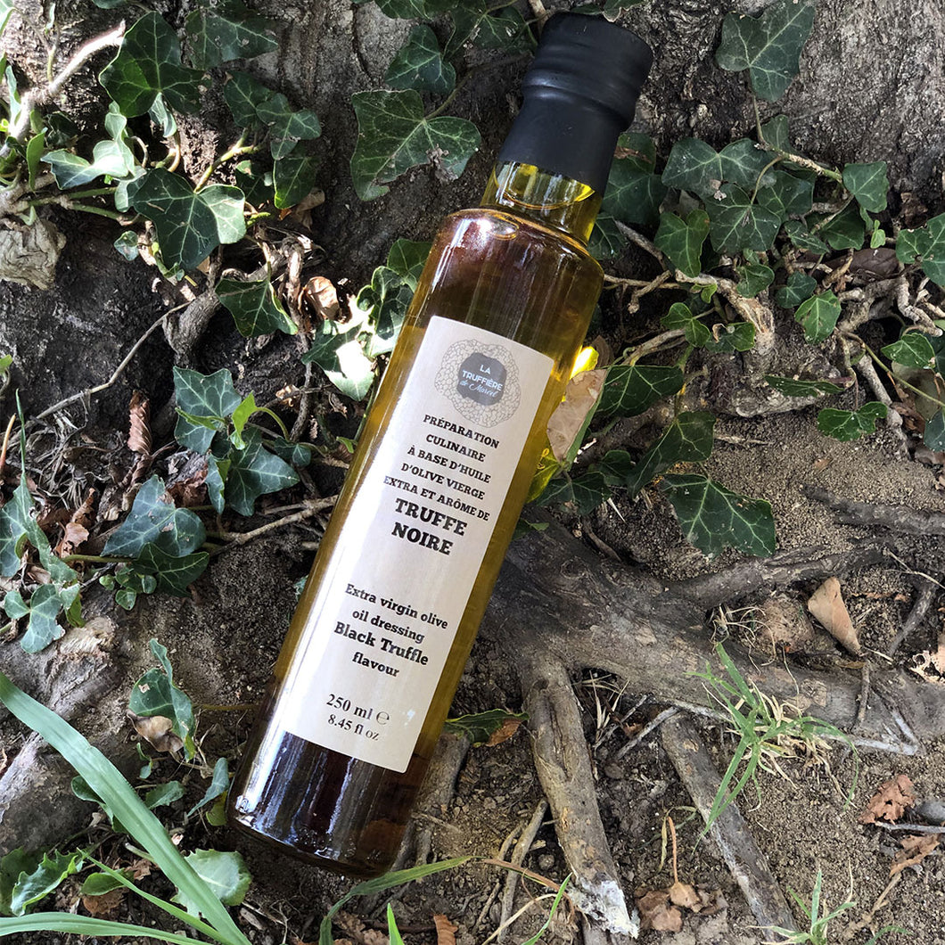 Préparation culinaire à base d’huile d’olive saveur truffe Noire